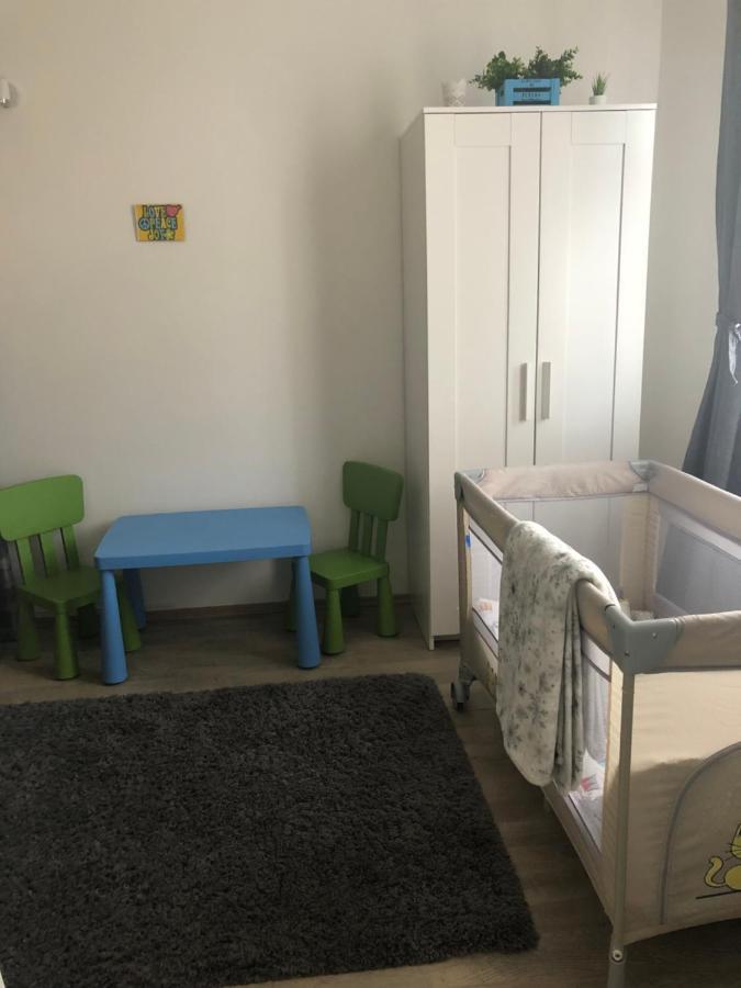 Katus Apartman Leilighet Eger Eksteriør bilde