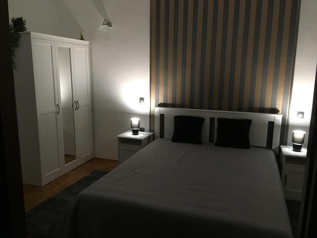 Katus Apartman Leilighet Eger Eksteriør bilde