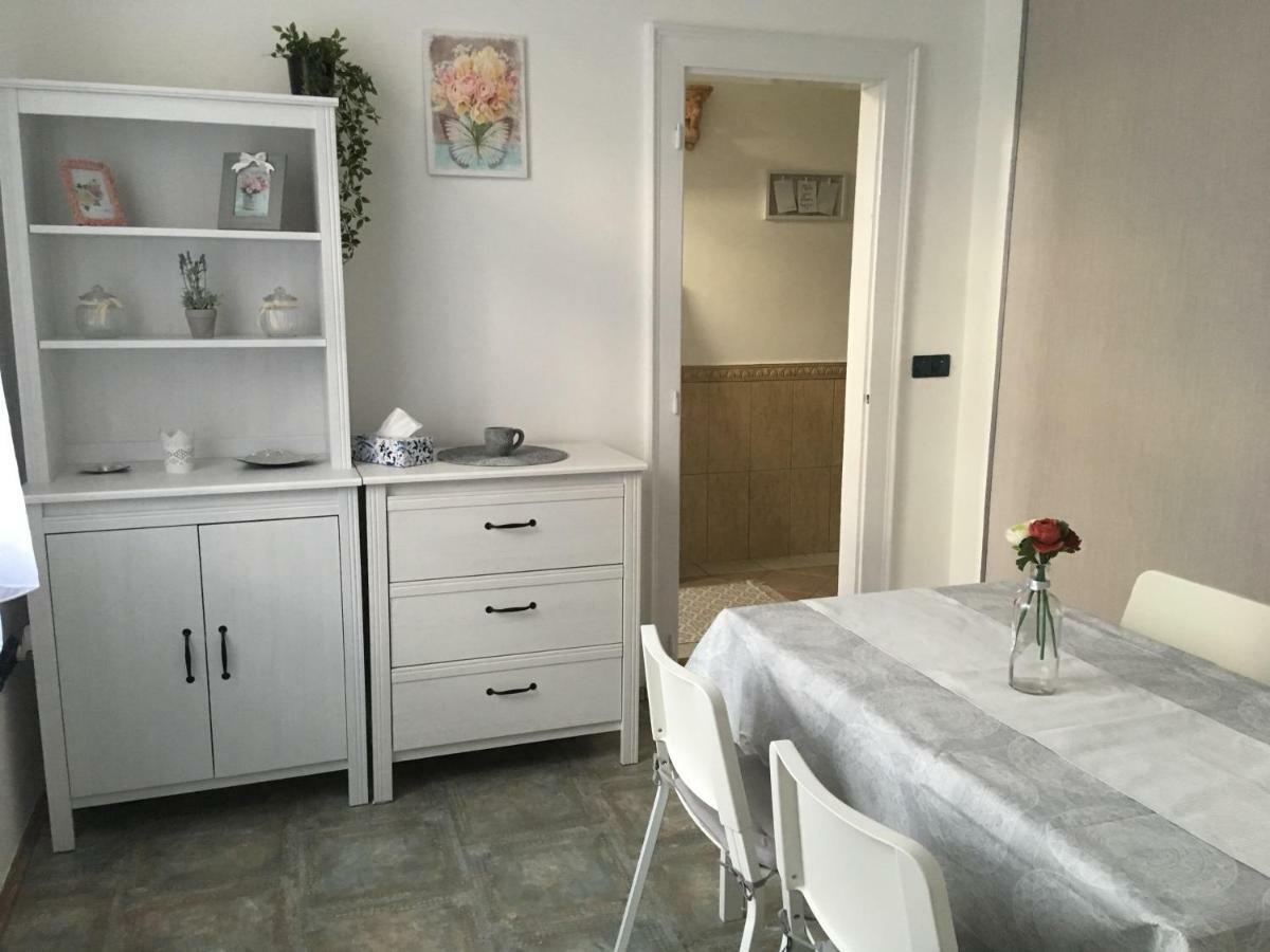 Katus Apartman Leilighet Eger Eksteriør bilde