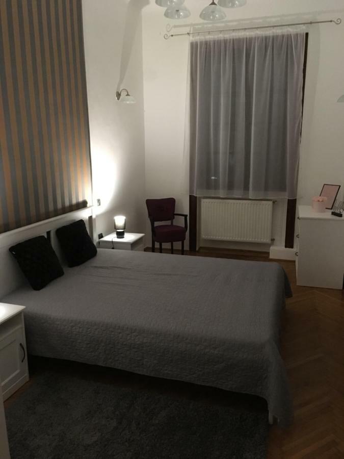 Katus Apartman Leilighet Eger Eksteriør bilde