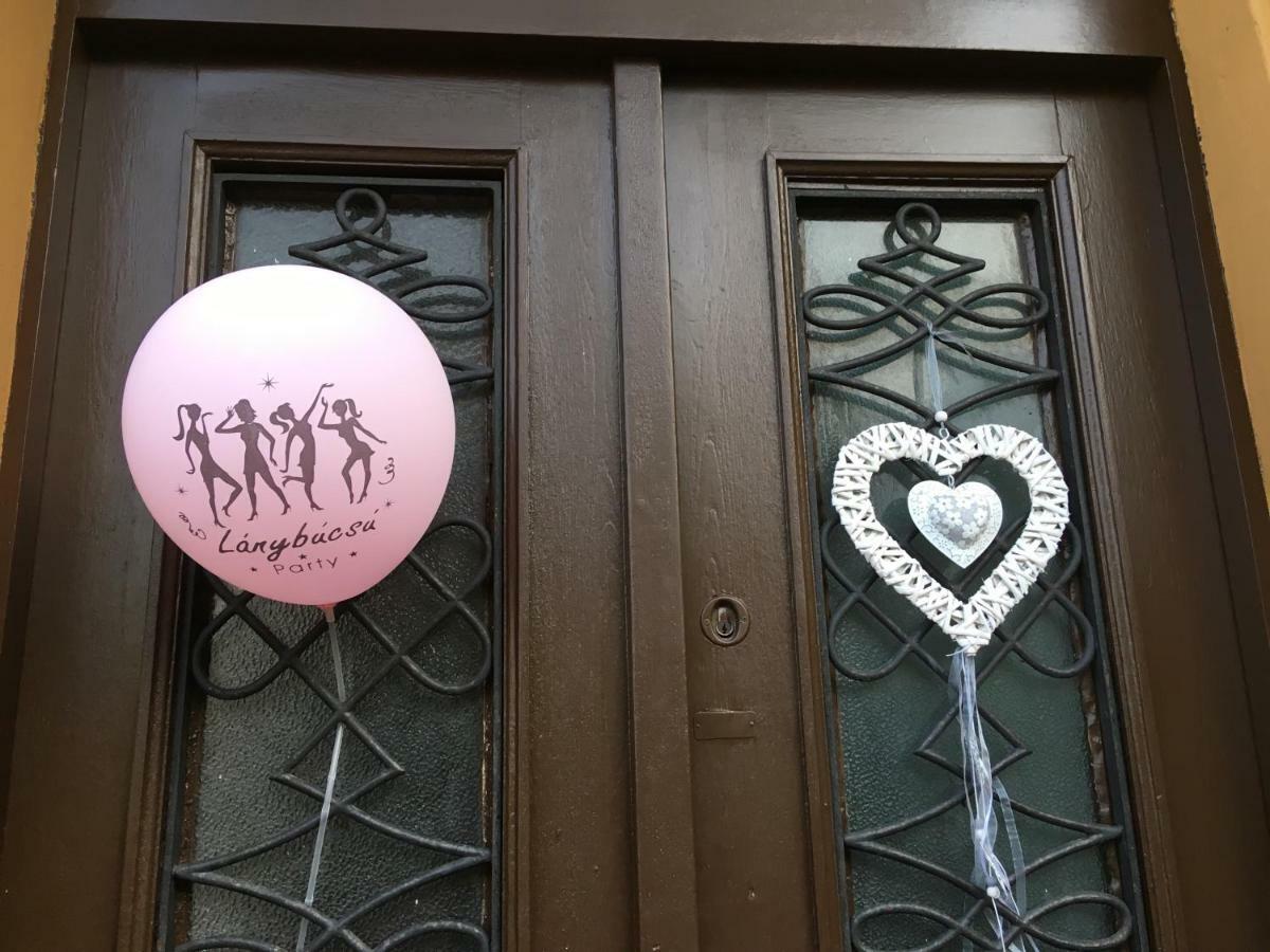 Katus Apartman Leilighet Eger Eksteriør bilde